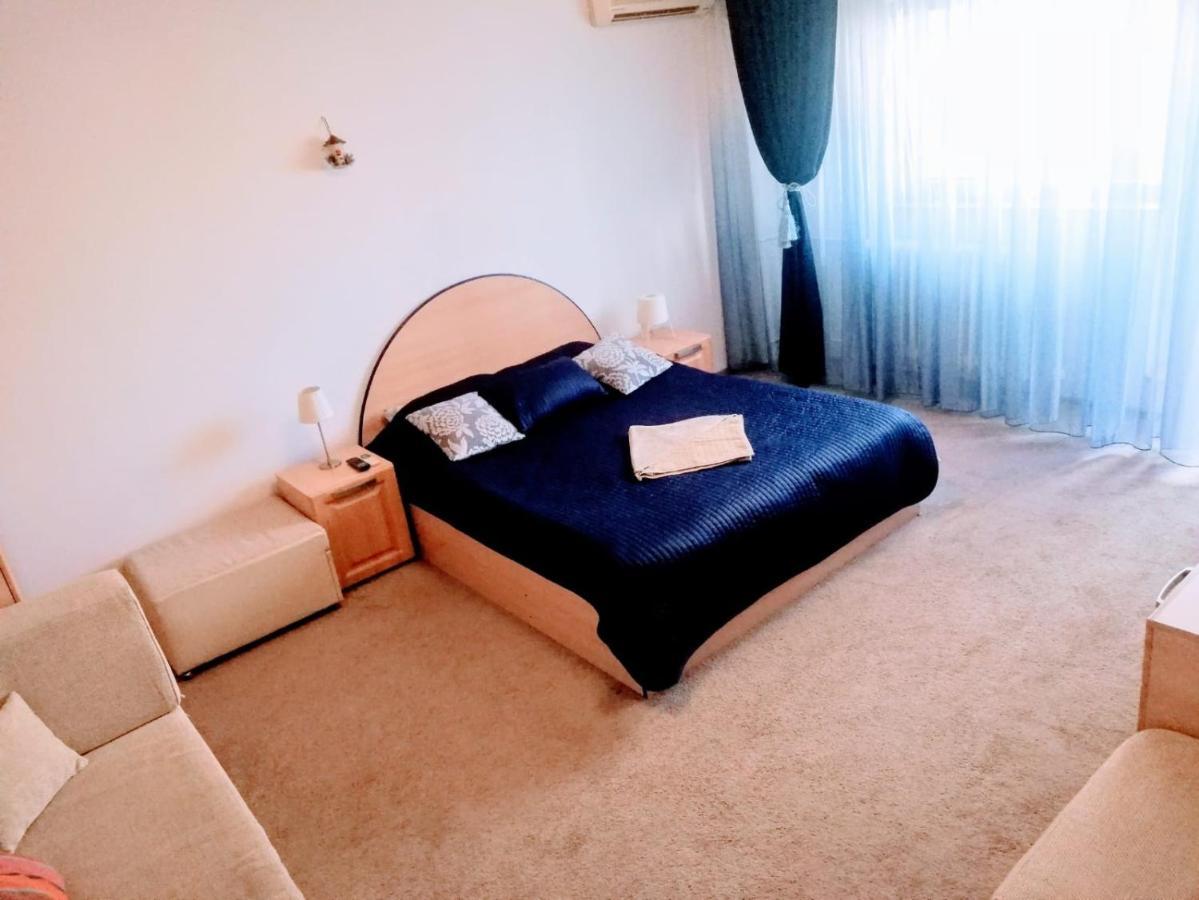 Unirea Cozy Studio Apartment บูคาเรสต์ ภายนอก รูปภาพ