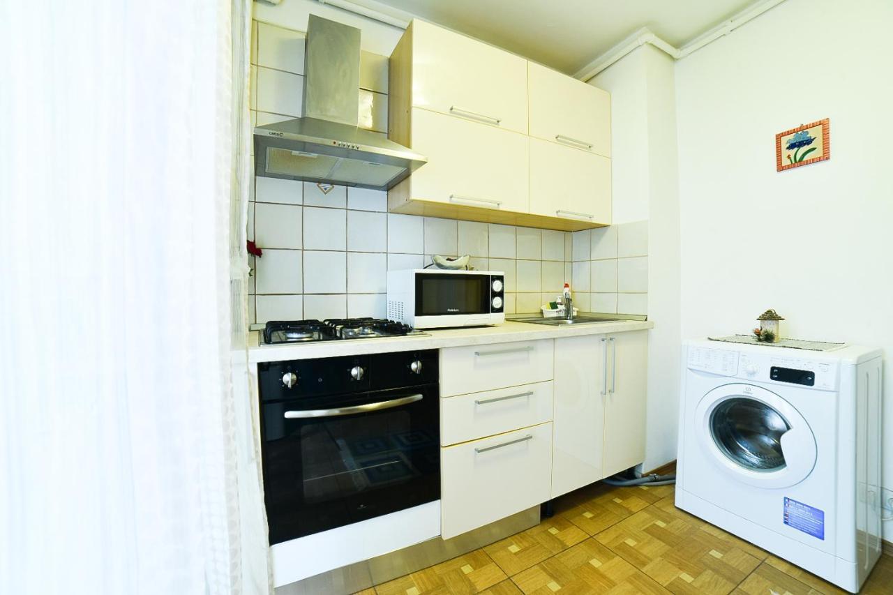Unirea Cozy Studio Apartment บูคาเรสต์ ภายนอก รูปภาพ